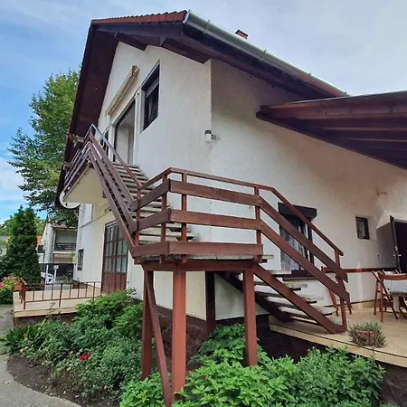 In - Balaton 20030 شقة